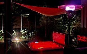Tuckers Lane Boutique Accommodation